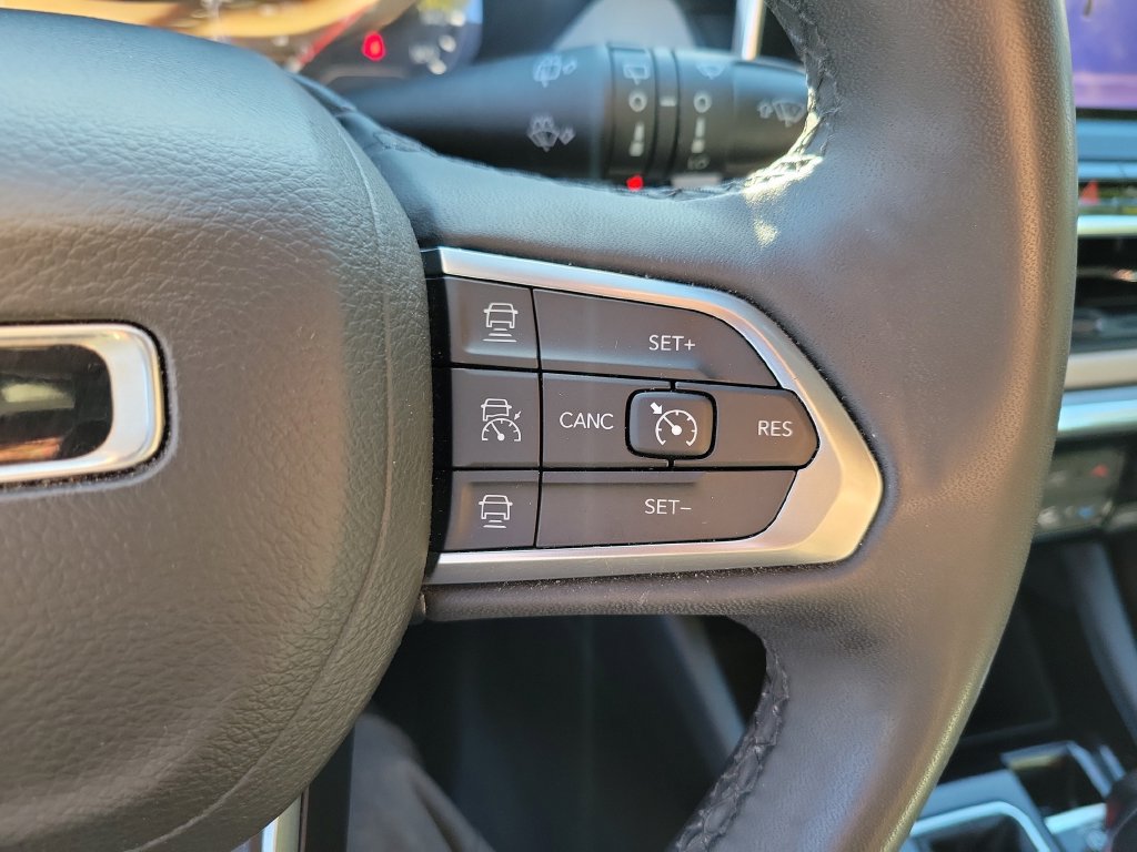 Used 2024 Jeep Compass Limited AWD/4WD image 35