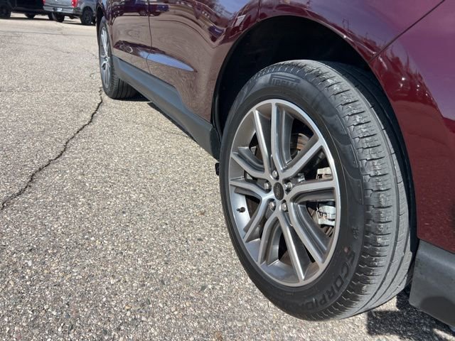 Certified 2024 Ford Edge Titanium image 27