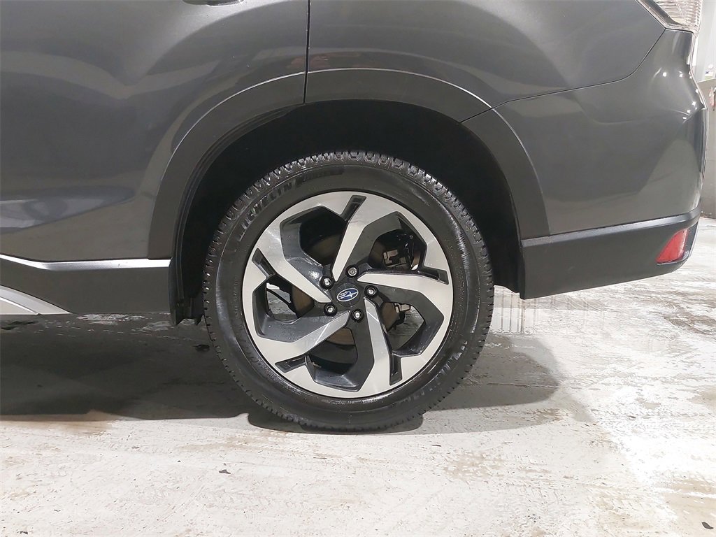 Used 2022 Subaru Forester Touring image 33