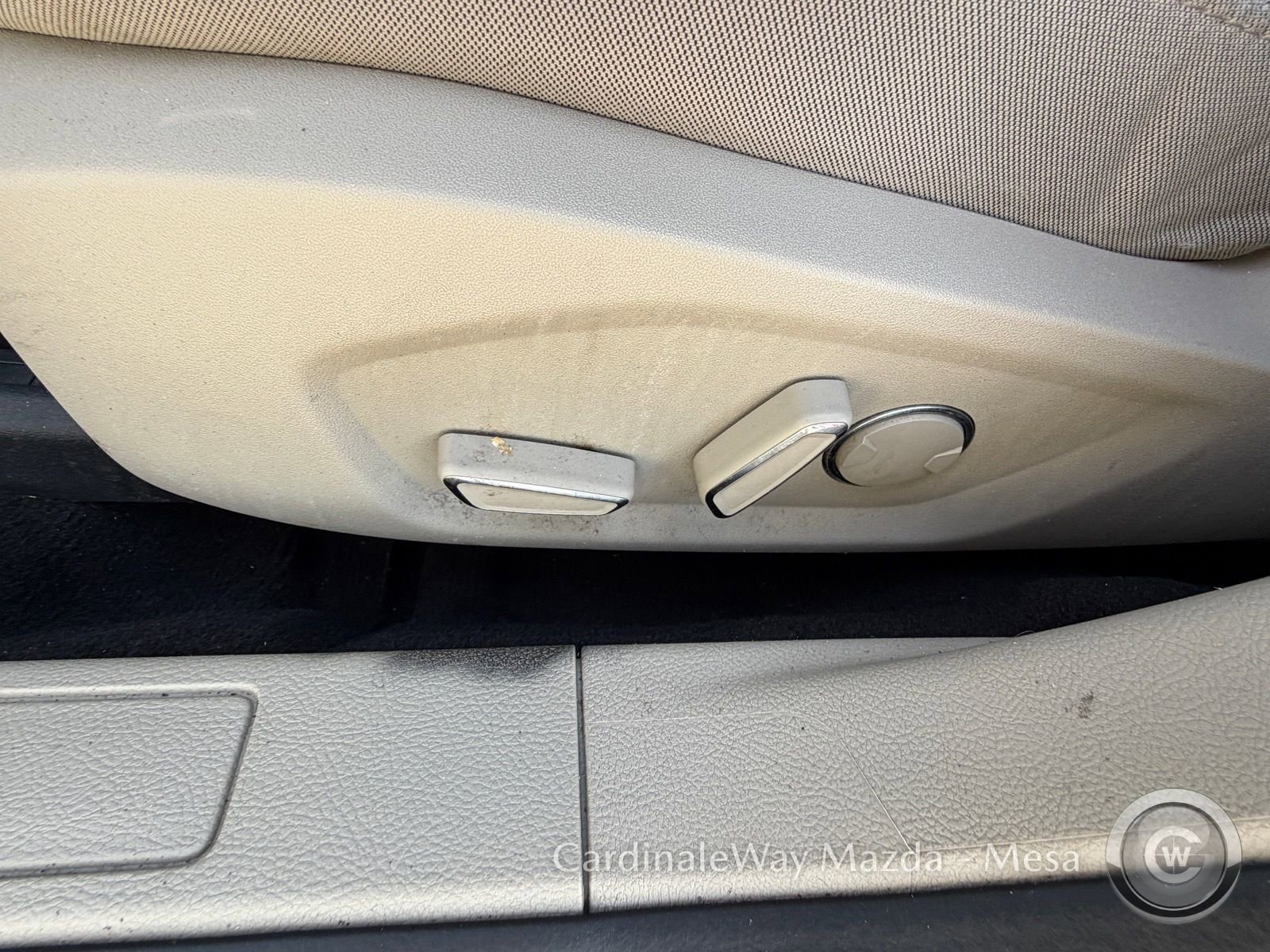 Used 2020 Ford Fusion SE image 17