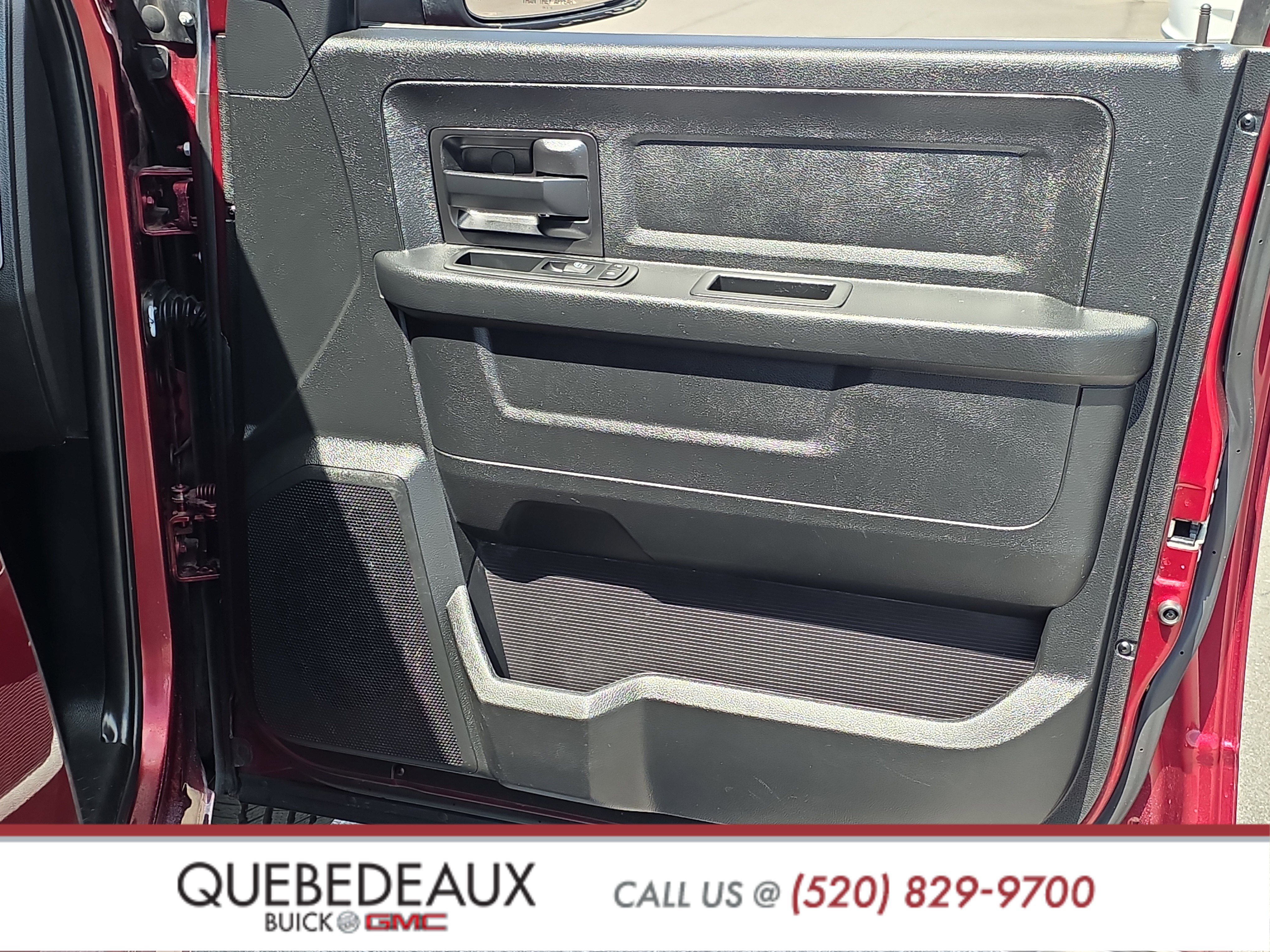 Used 2016 RAM 1500 Express RWD image 27
