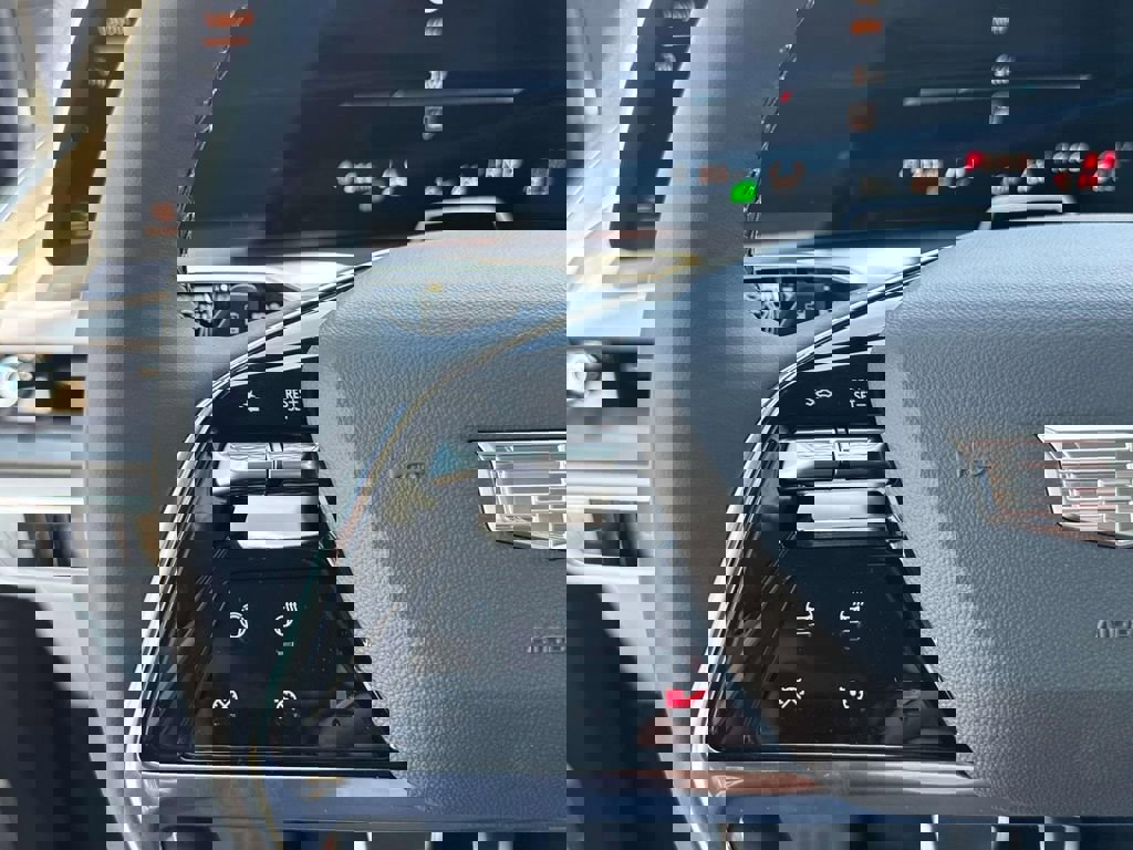 New 2026 Cadillac Vistiq Sport w/ LPO, Floor Liner Package image 14