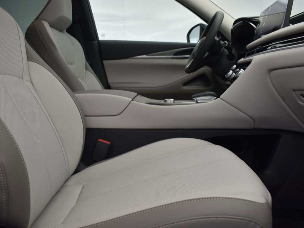 Used 2026 INFINITI QX60 Pure w/ Cargo Package image 26