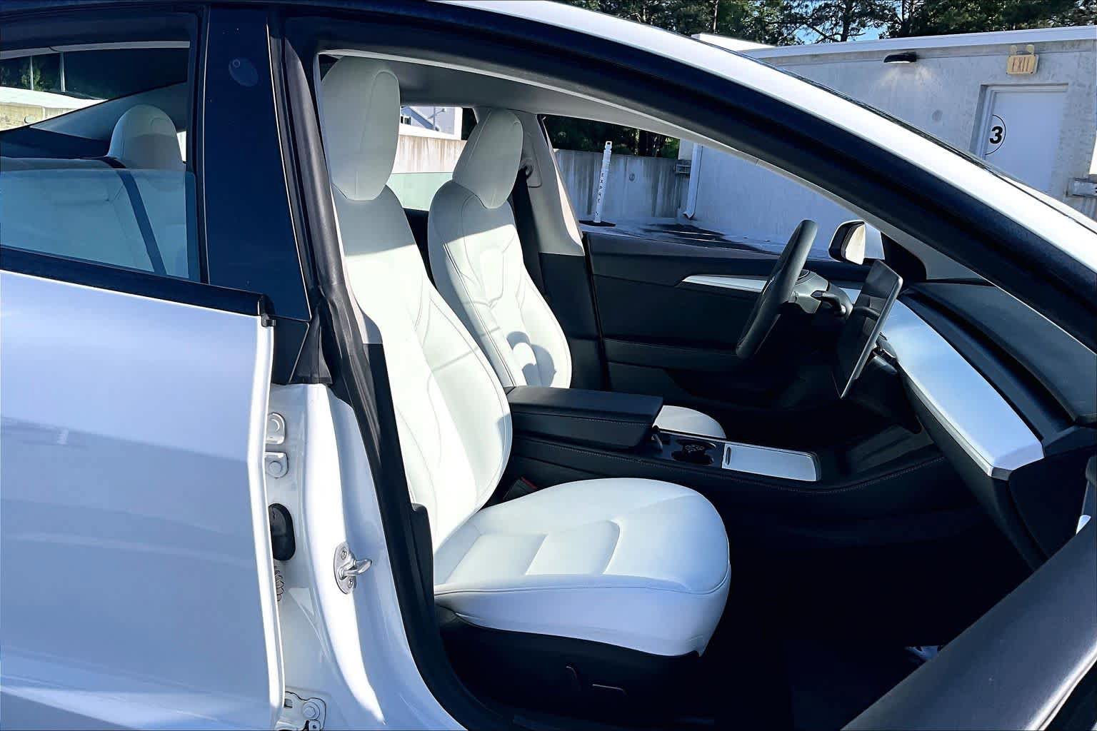 Used 2023 Tesla Model 3 Performance AWD/4WD image 8