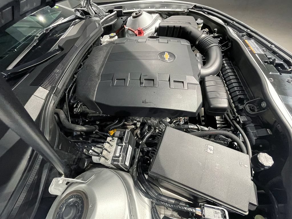 Used 2010 Chevrolet Camaro LT RWD image 25