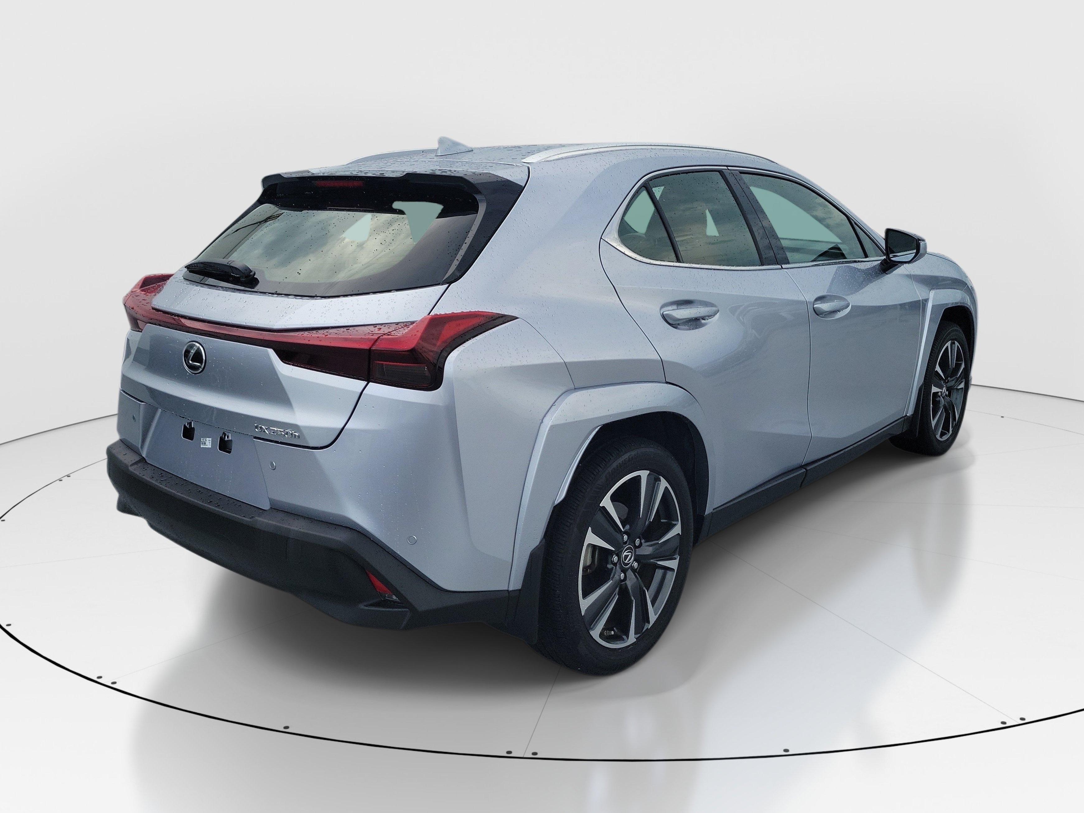 Used 2024 Lexus UX 250h FWD w/ Premium Package image 6