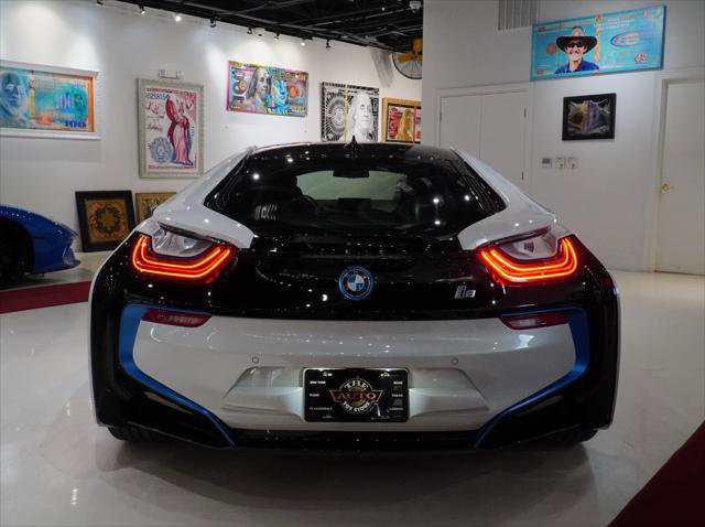 Used 2019 BMW i8 Coupe image 14