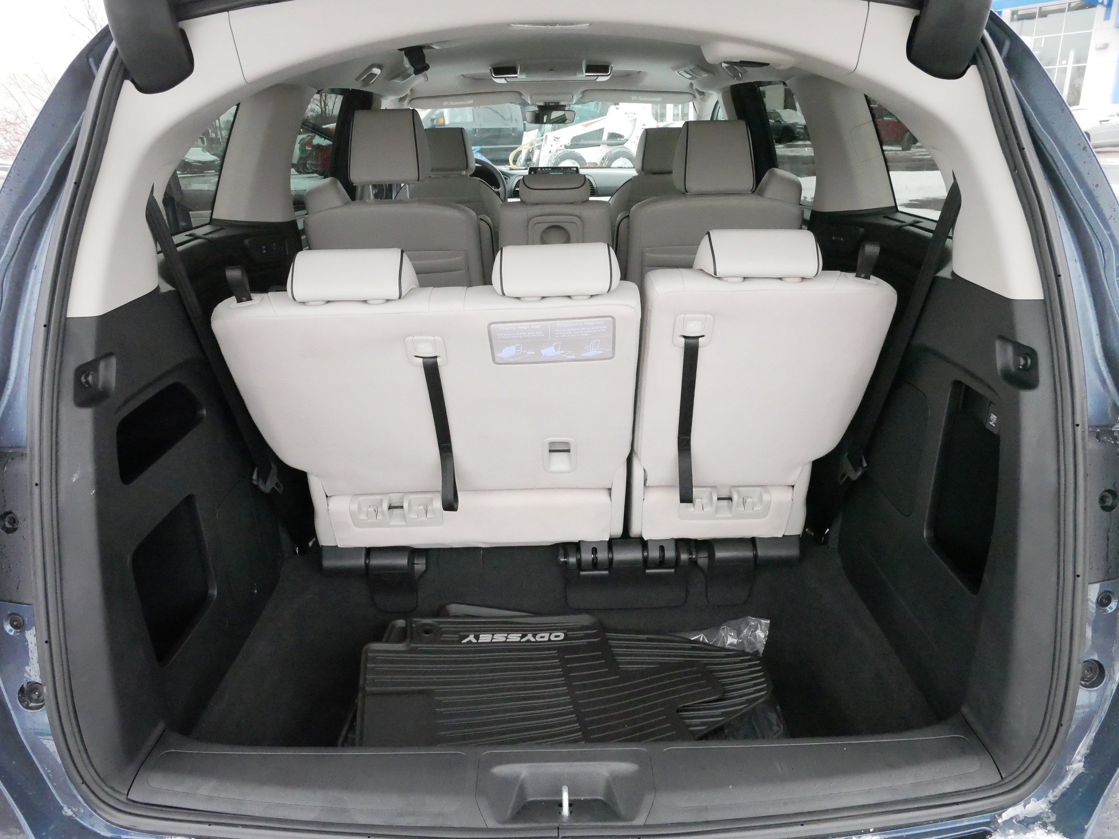 Certified 2026 Honda Odyssey Touring image 18