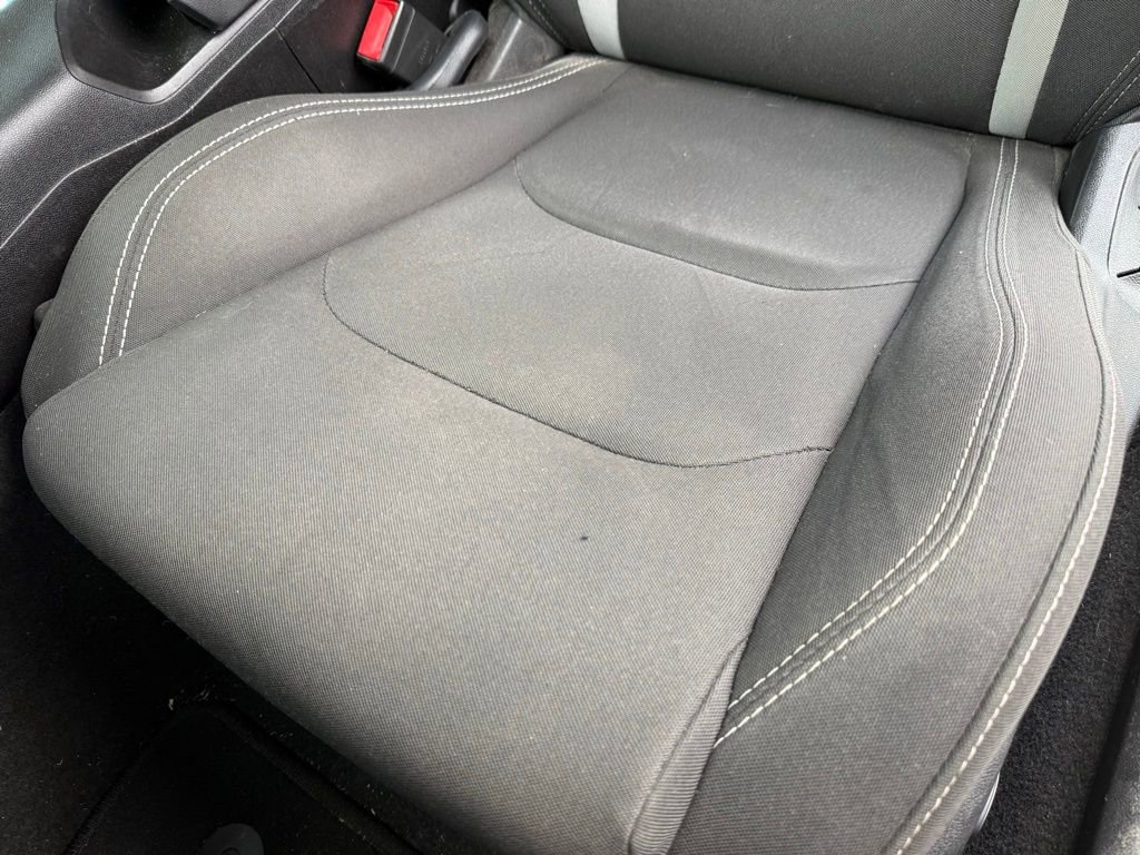 Used 2019 Chevrolet Camaro LT RWD image 23