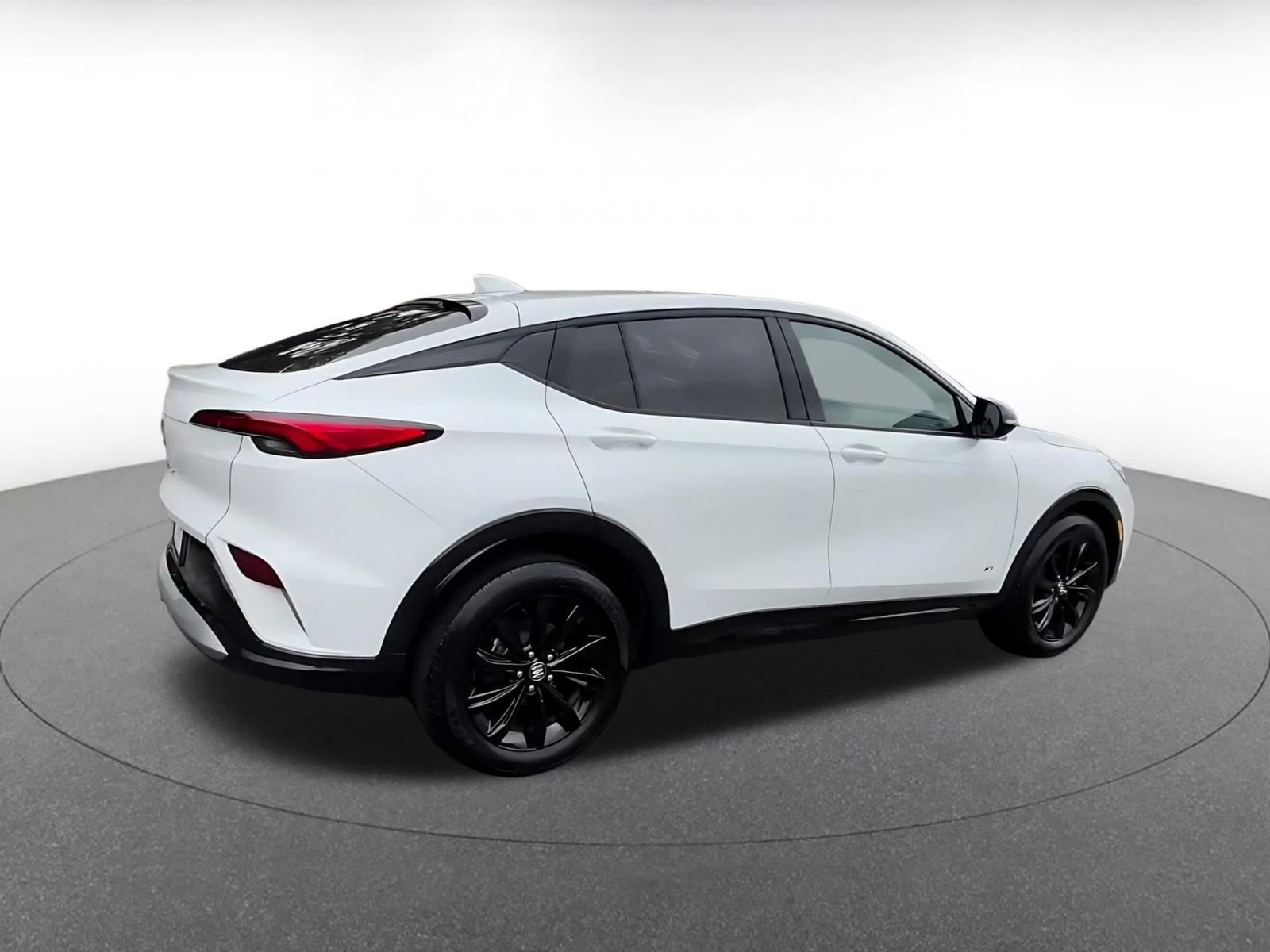 Used 2025 Buick Envista Sport Touring image 15