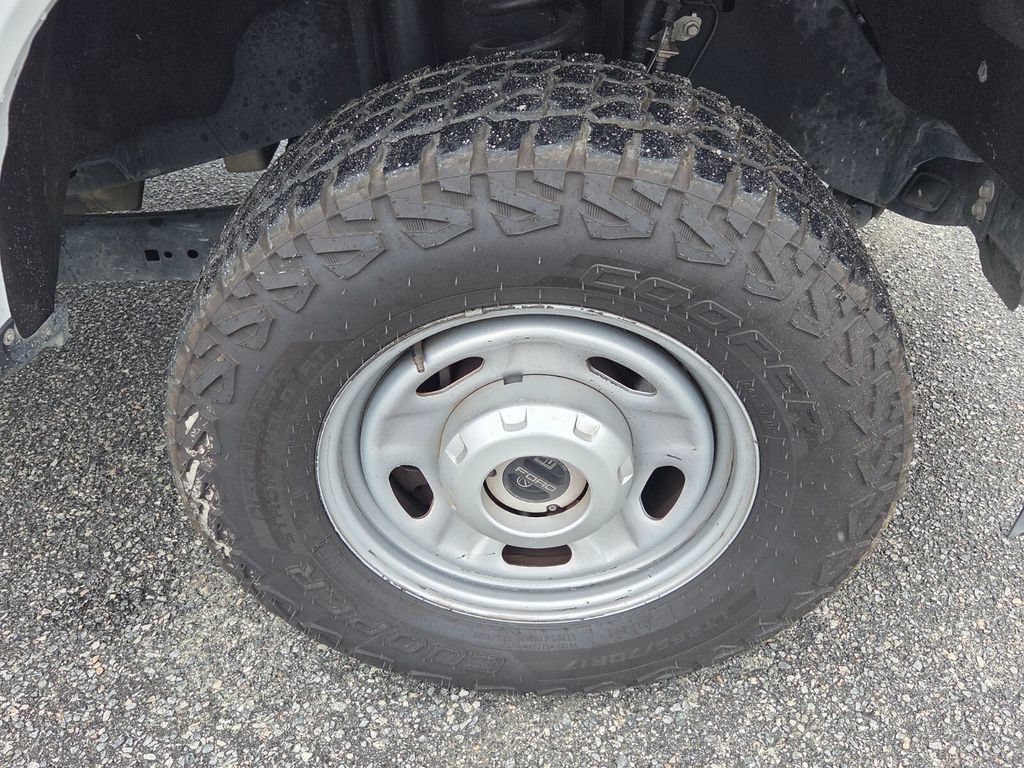 Used 2024 Ford F250 XL AWD/4WD image 14