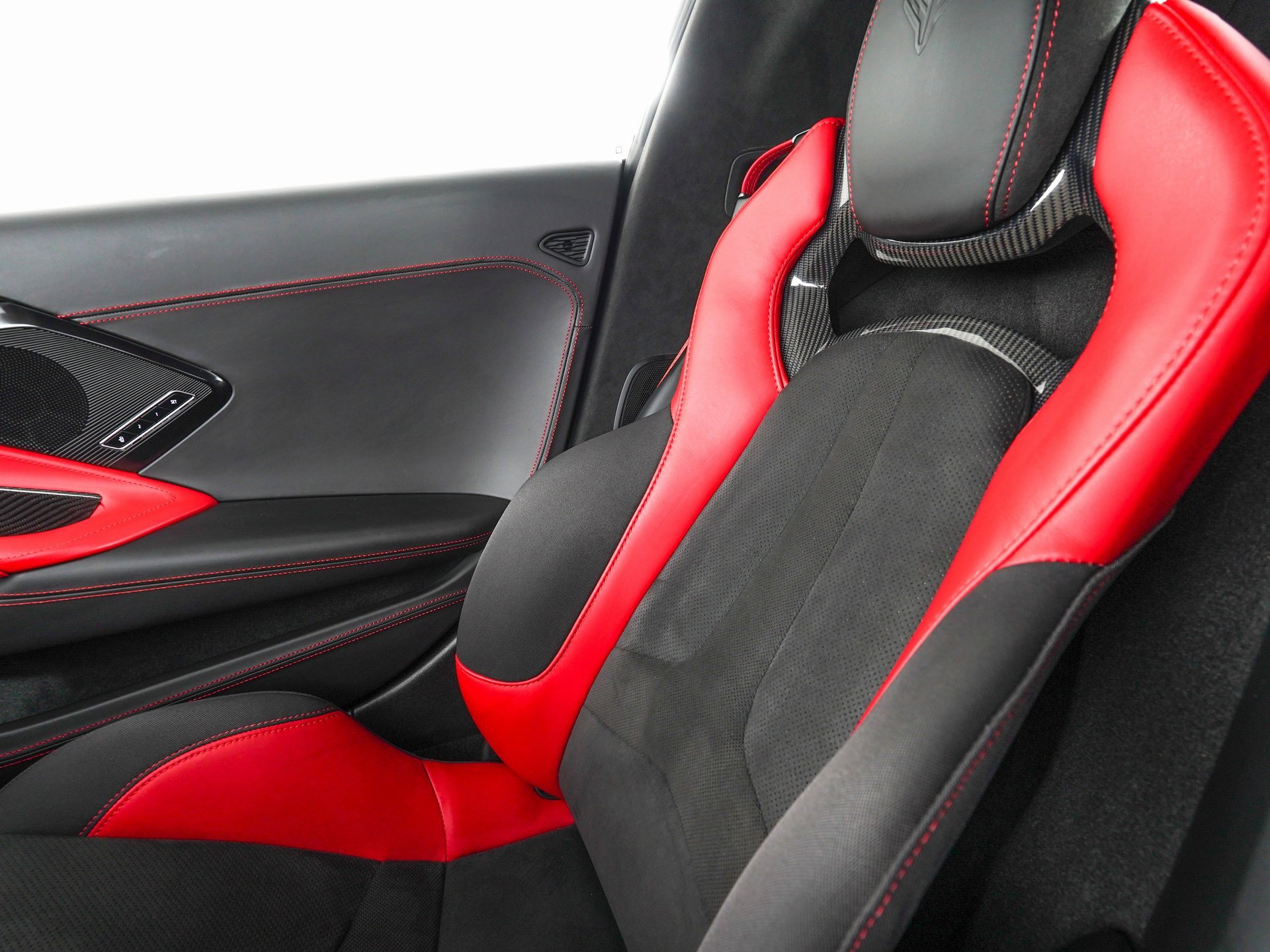 Used 2024 Chevrolet Corvette Stingray Premium Conv w/ Z51 Performance Package image 28