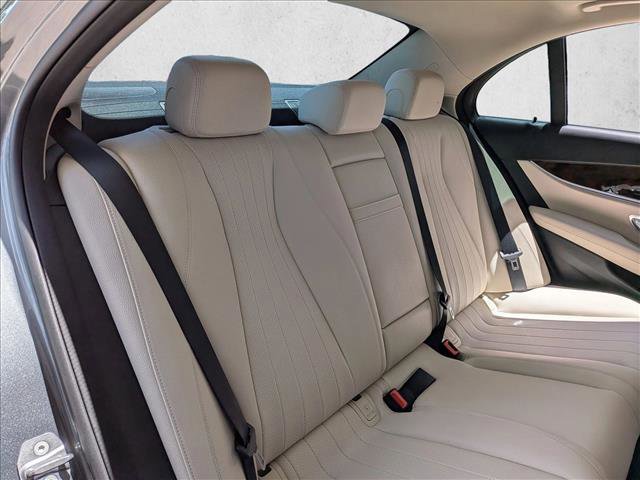 Used 2018 Mercedes-Benz E 300 image 17