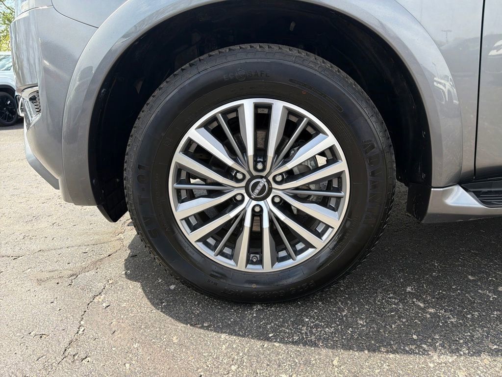 Used 2024 Nissan Armada SL AWD/4WD image 30