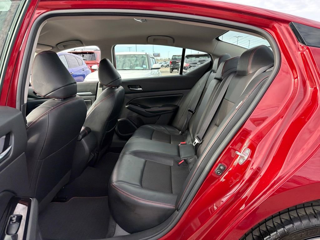 Used 2024 Nissan Altima 2.5 SR image 27