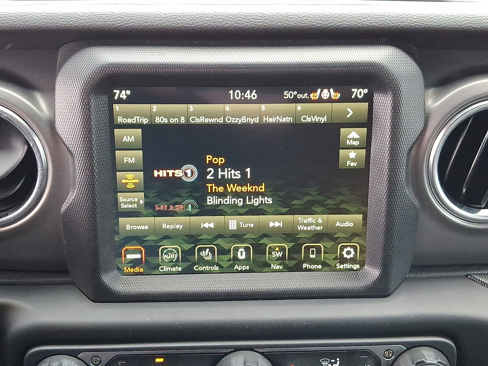 Used 2022 Jeep Wrangler Unlimited Rubicon 4xe w/ Steel Bumper Group image 17