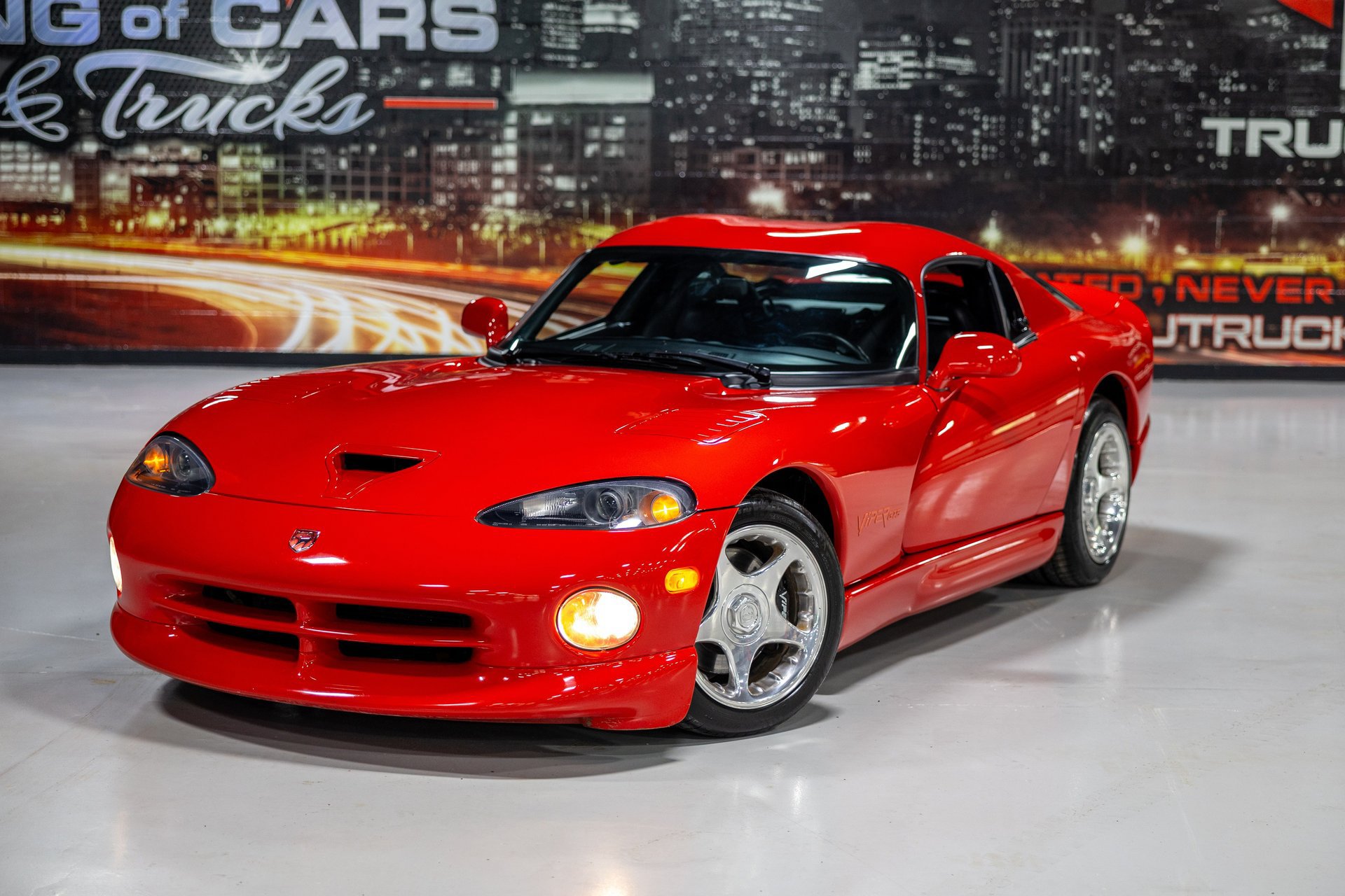 Used 1997 Dodge Viper GTS RWD image 2