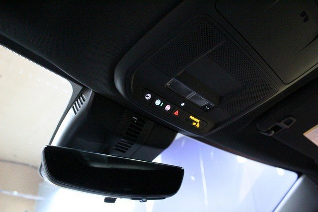 New 2026 GMC Acadia Elevation image 30