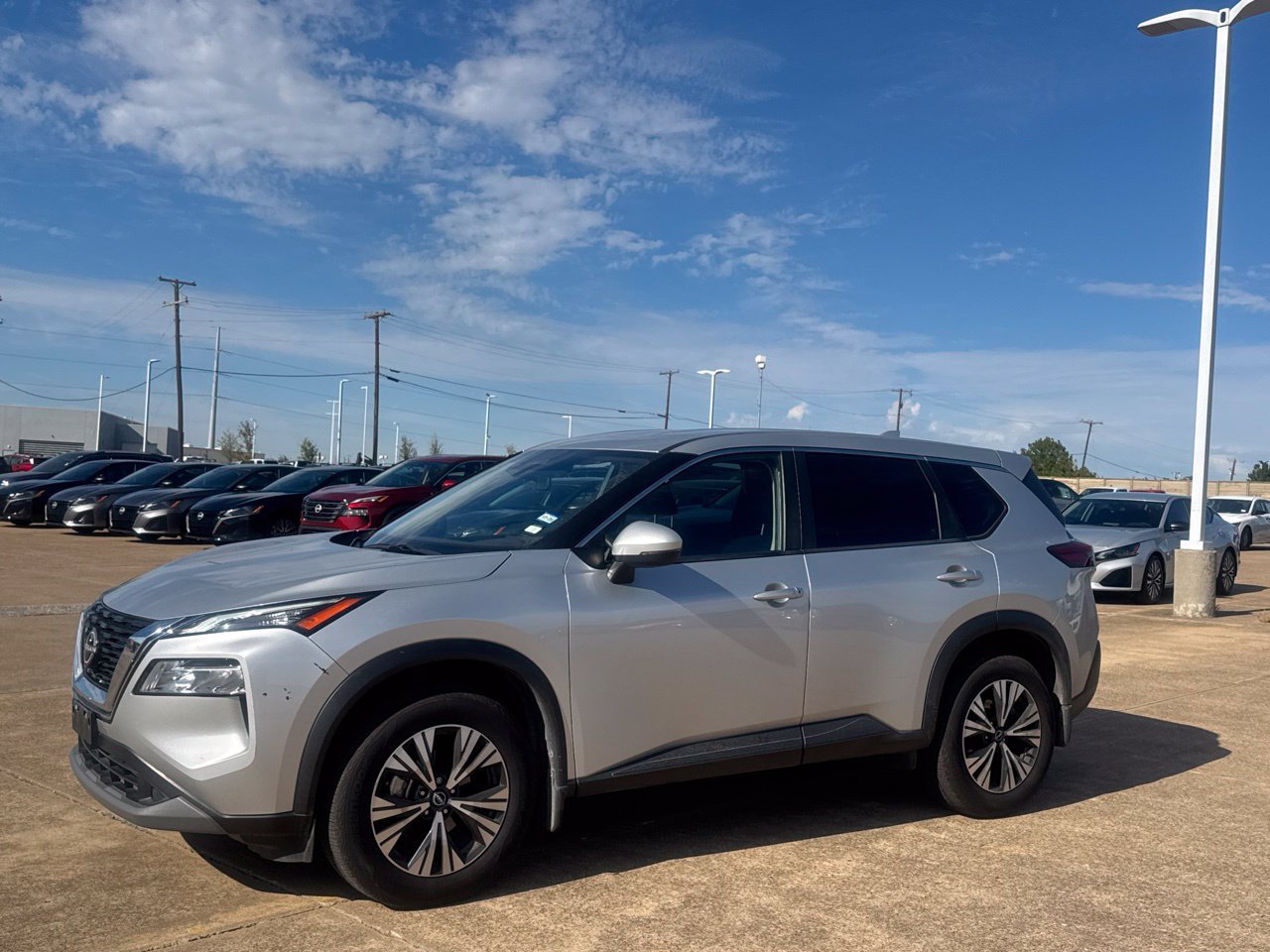 Certified 2023 Nissan Rogue SV FWD image 14