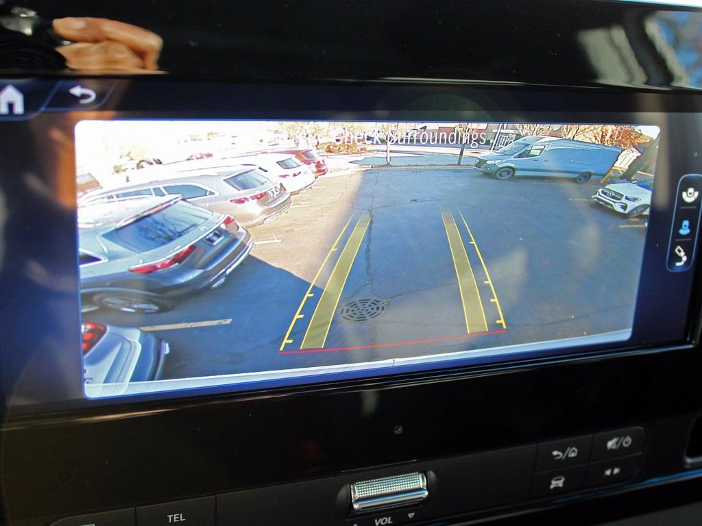 Used 2026 Mercedes-Benz Sprinter 144 Cargo image 17