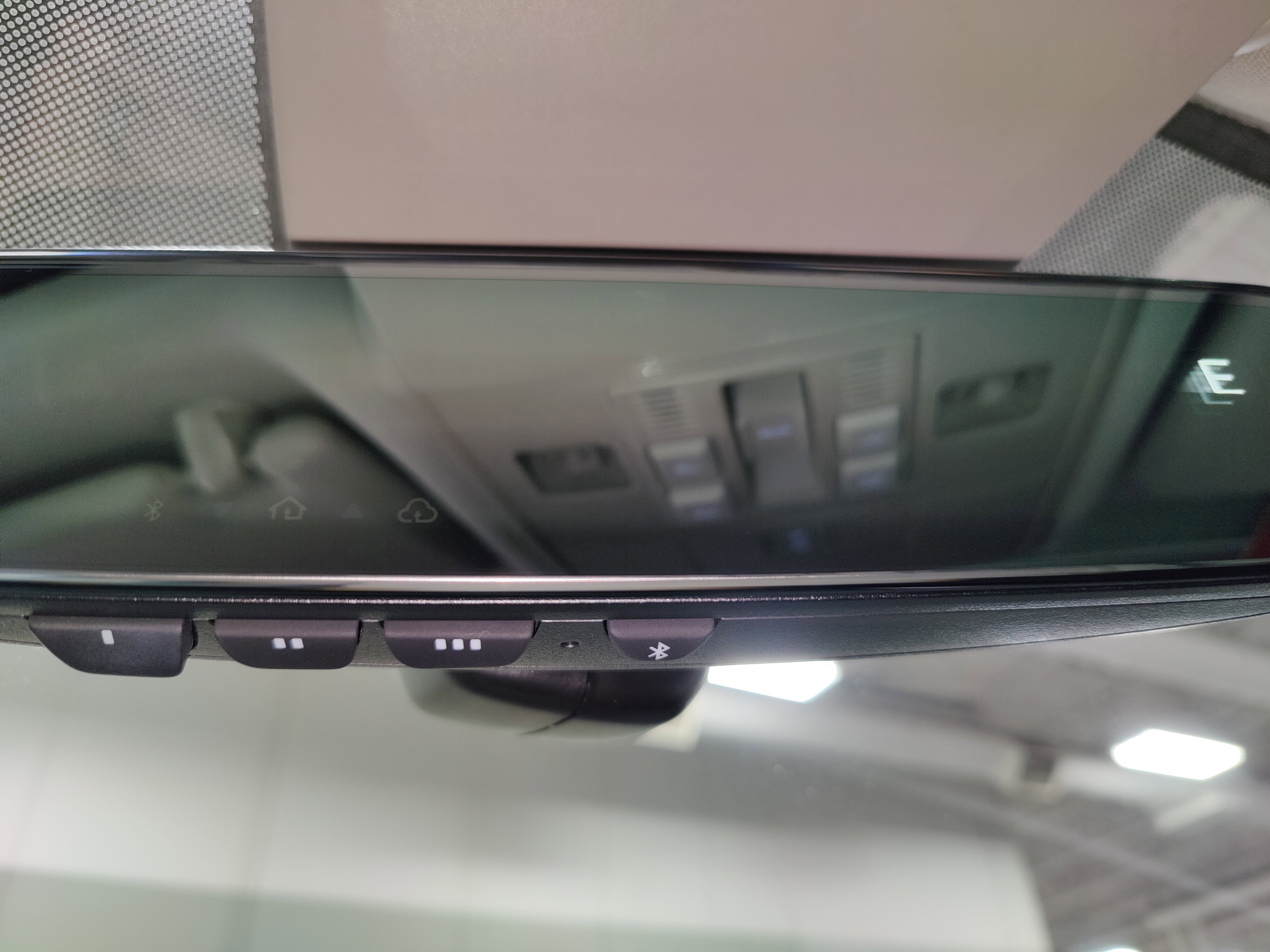 Certified 2022 Volkswagen Atlas SEL image 30