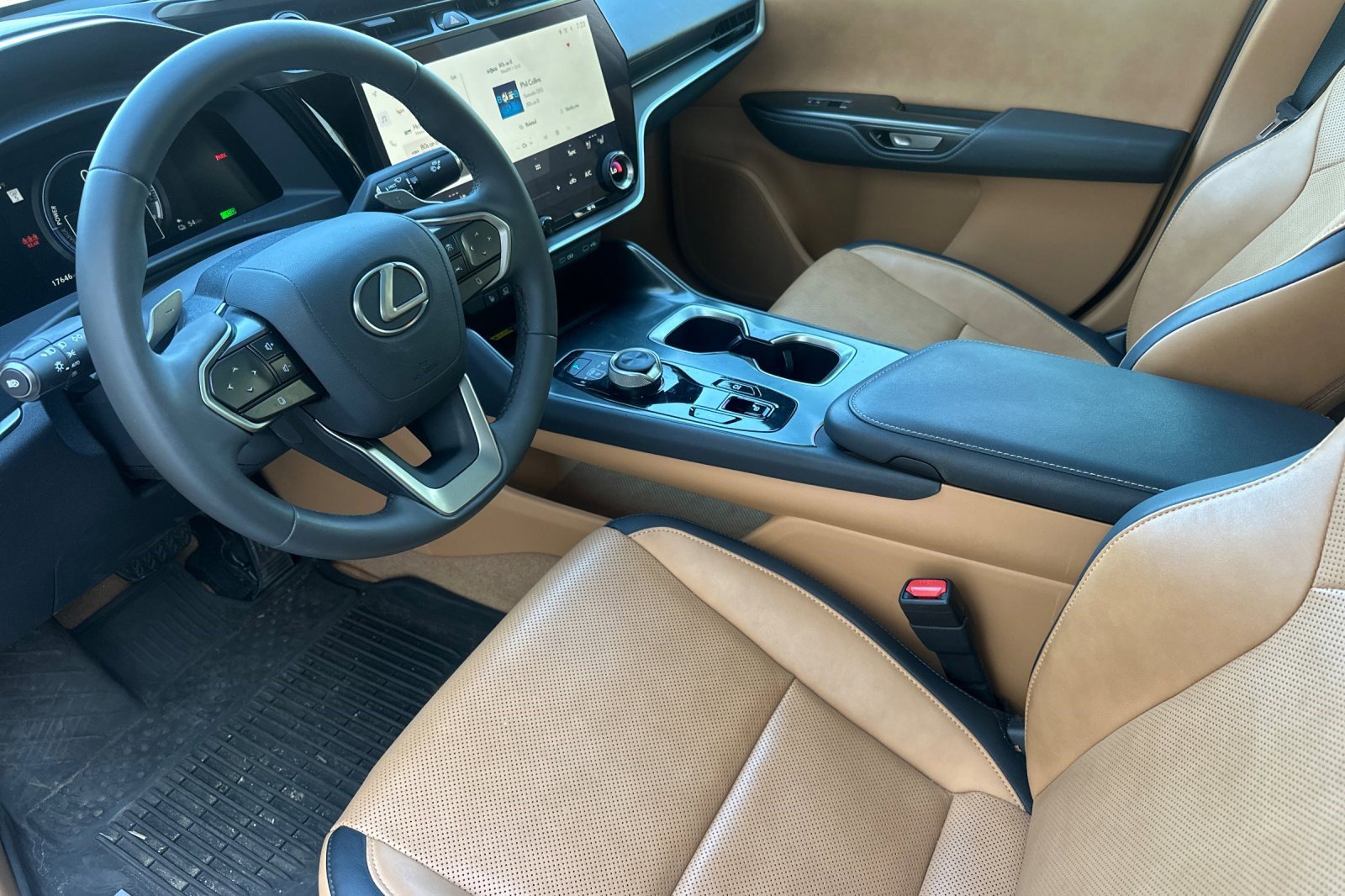 Certified 2023 Lexus RZ 450e Premium w/ Technology Package image 11