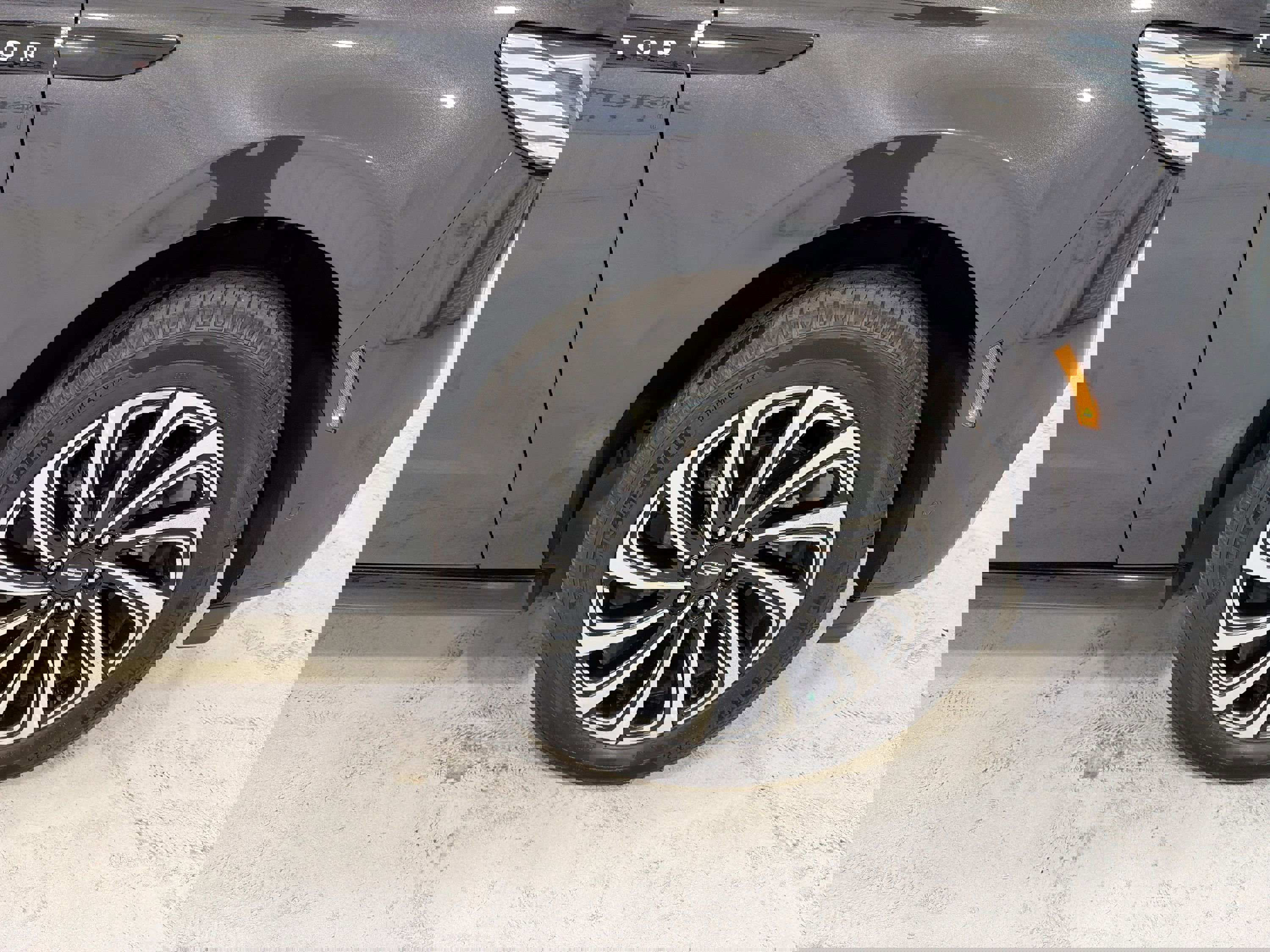 Used 2025 Lincoln Navigator Black Label image 31