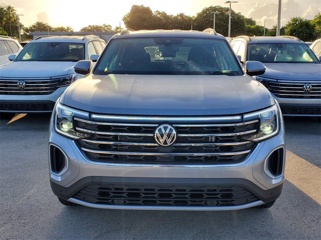 New 2026 Volkswagen Atlas SE image 2