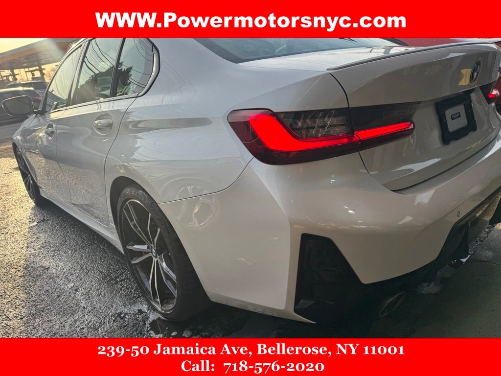 Used 2023 BMW 330i Sedan w/ M Sport Package image 7