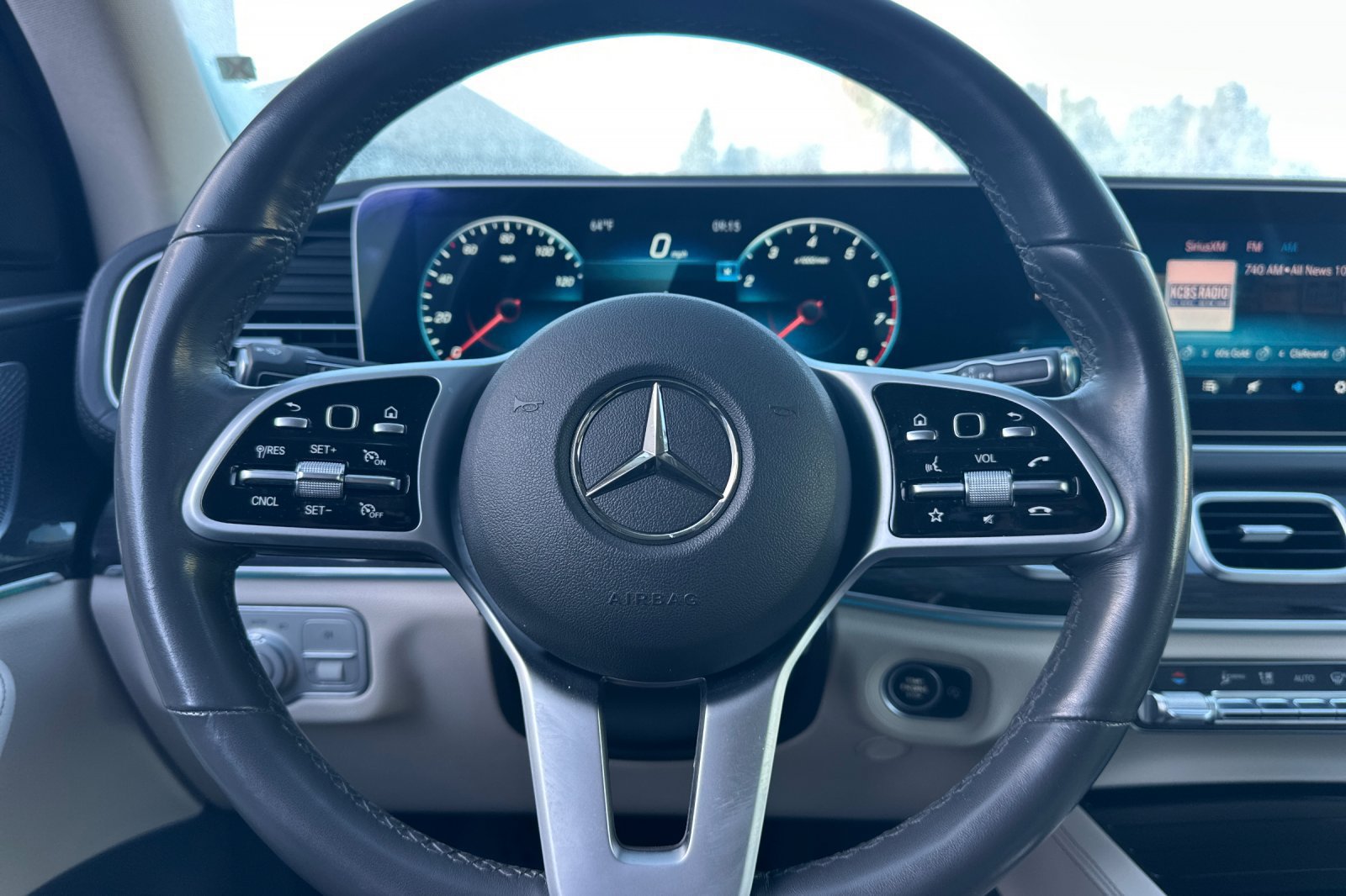 Used 2020 Mercedes-Benz GLS 450 4MATIC image 24