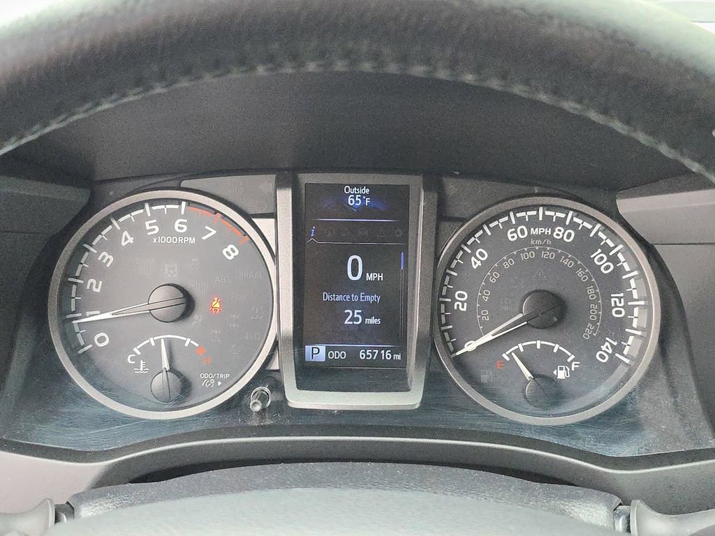 Used 2019 Toyota Tacoma TRD Off-Road w/ Technology Package AWD/4WD image 24