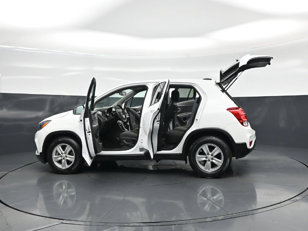 Used 2021 Chevrolet Trax LS w/ Tint and Cruise Package FWD image 36
