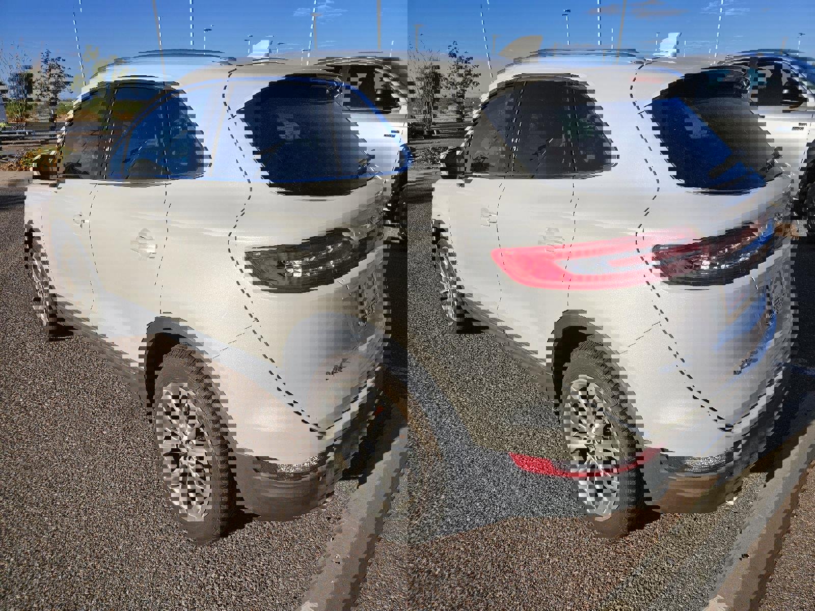 Used 2015 Lincoln MKC FWD w/ Equipment Group 101A Select image 4