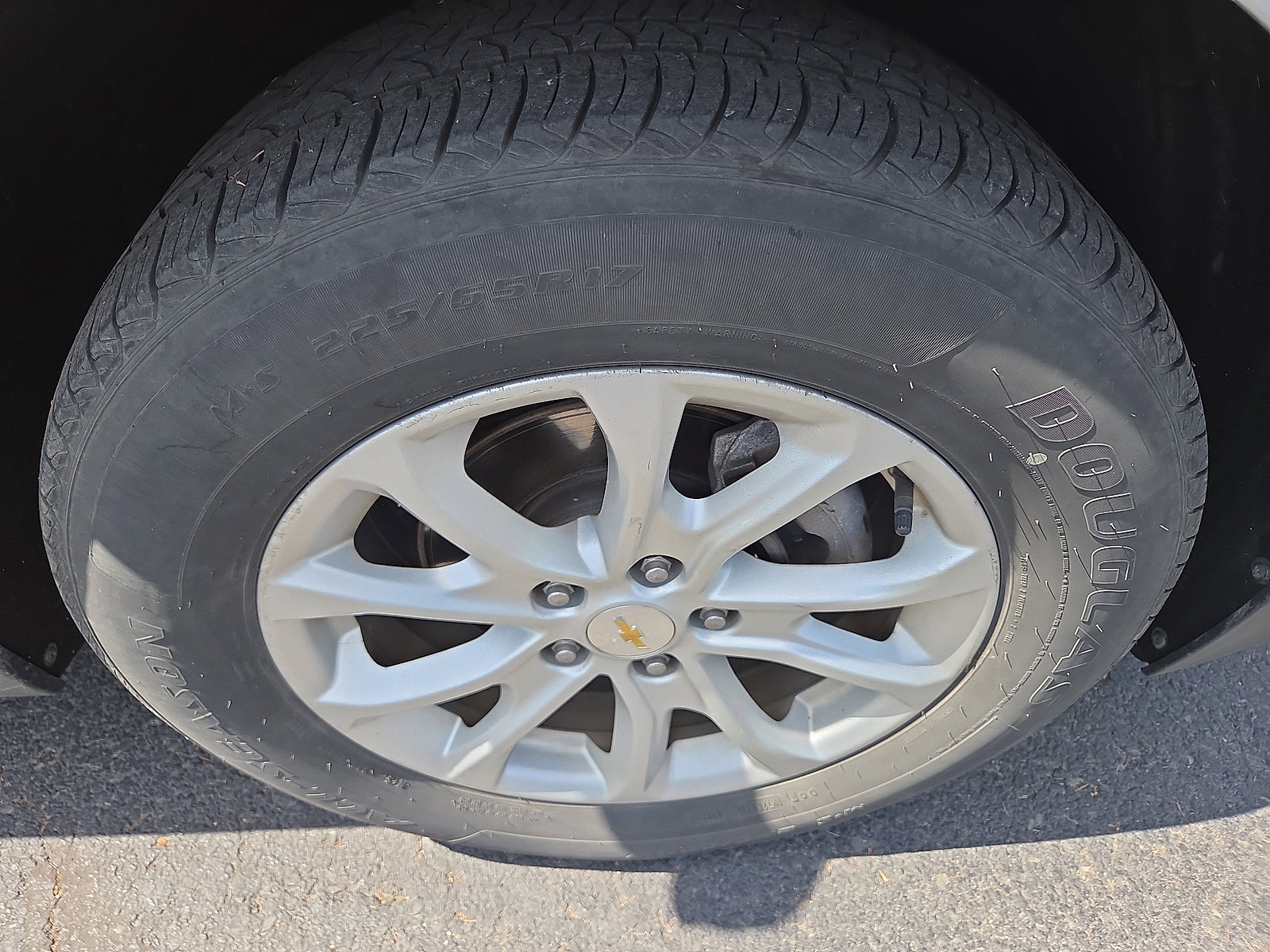 Used 2018 Chevrolet Equinox LS AWD/4WD image 9