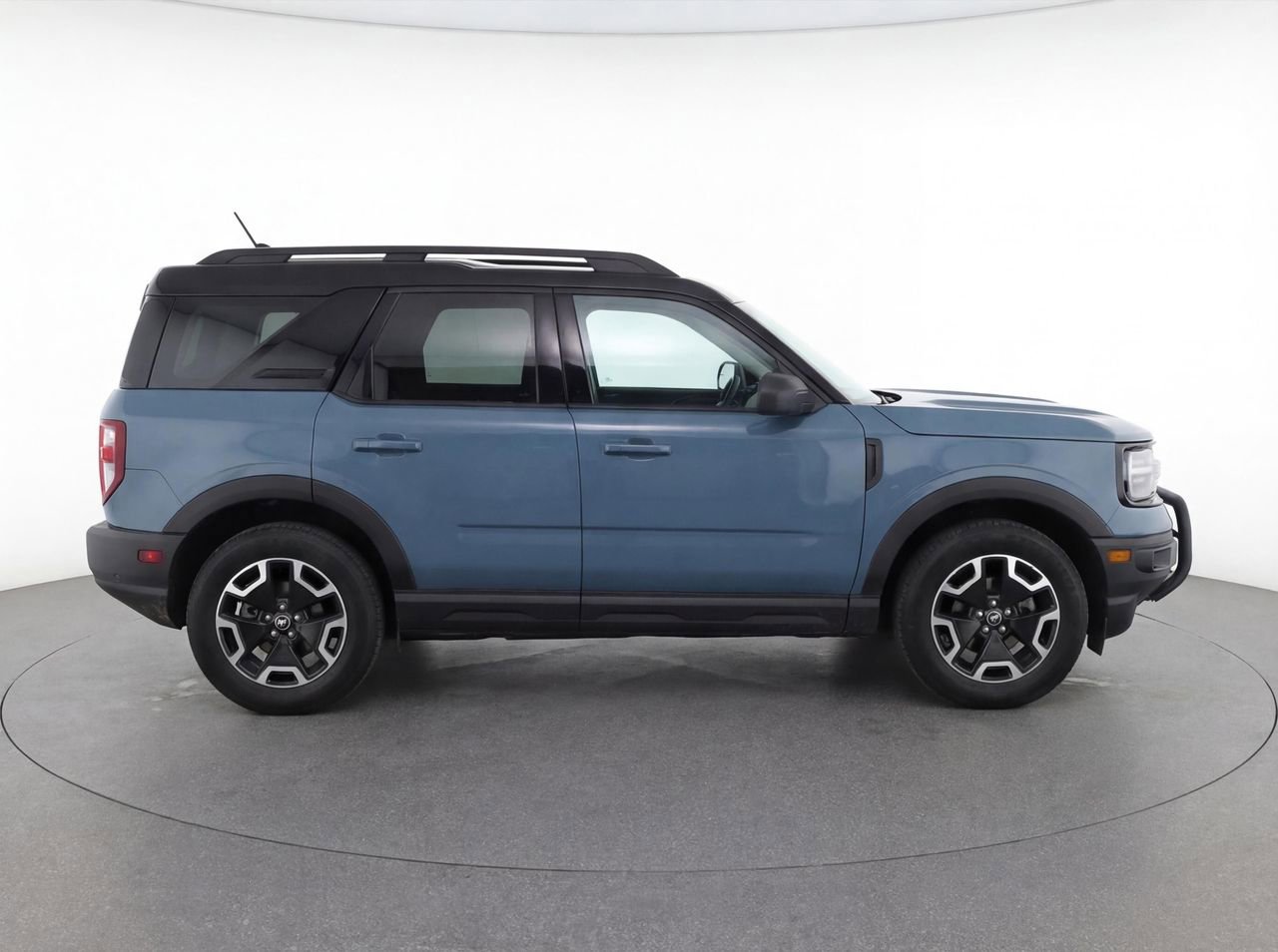 Used 2021 Ford Bronco Sport Outer Banks w/ Outer Banks Package image 5