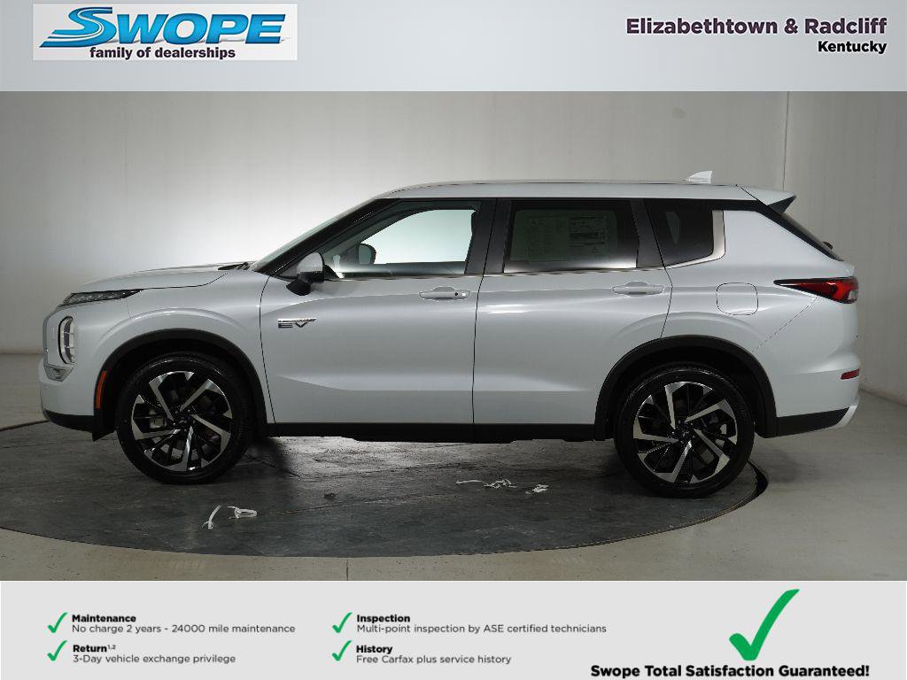 New 2025 Mitsubishi Outlander SE image 6