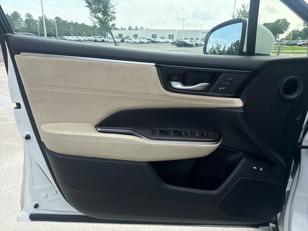 Certified 2018 Honda Clarity Touring image 14