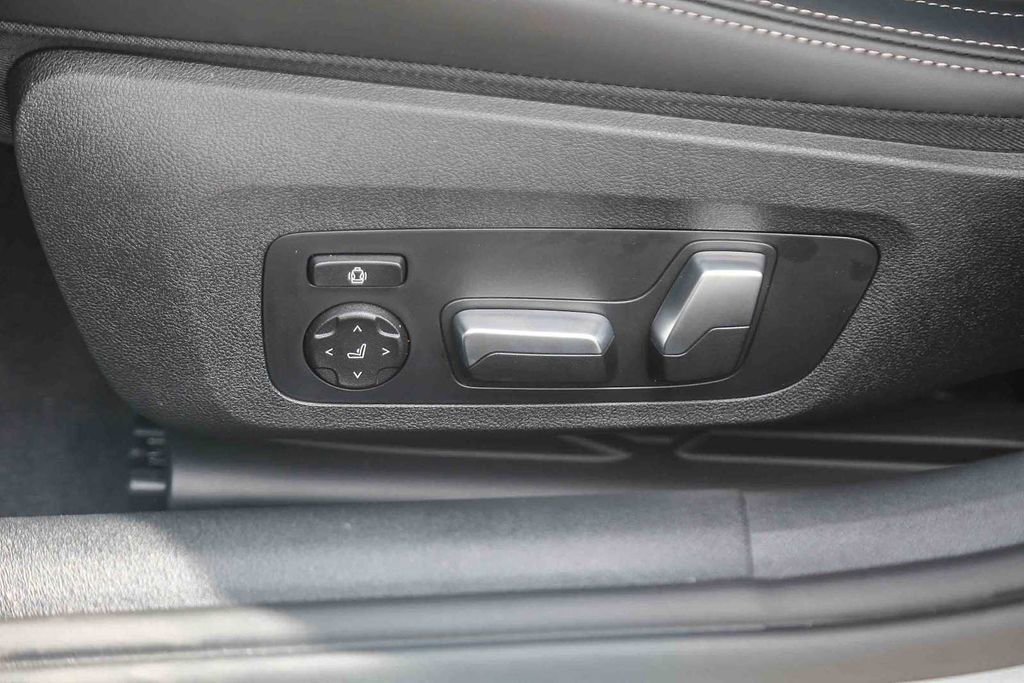 New 2026 BMW 840i image 18