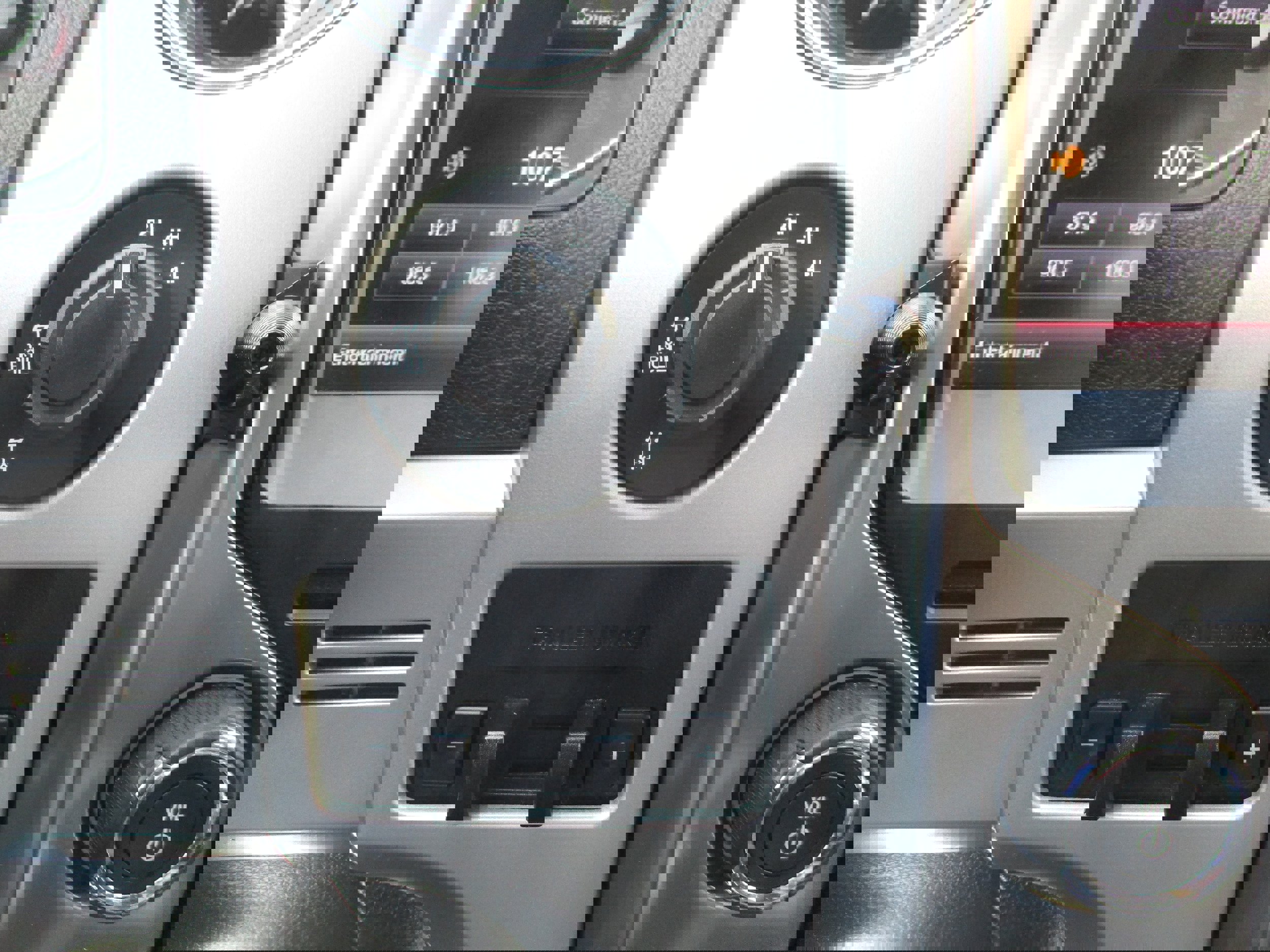 Used 2014 Ford F150 FX4 w/ Equipment Group 402A Luxury image 24