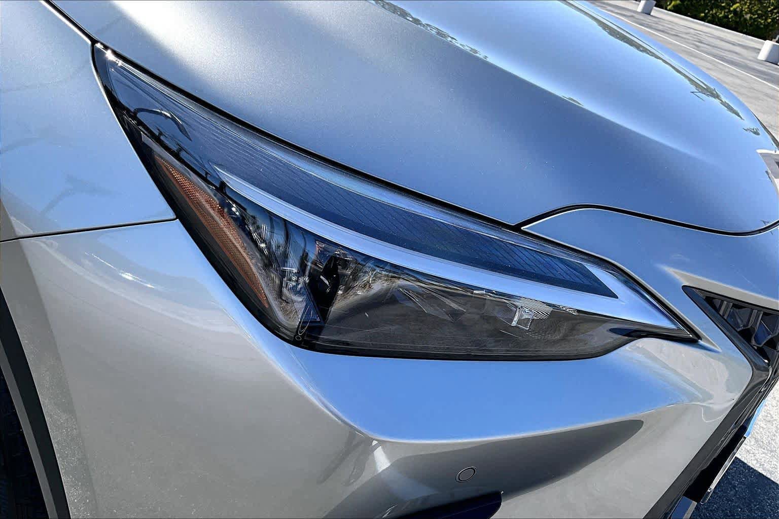 Certified 2025 Lexus NX 350h AWD w/ Premium Package image 26