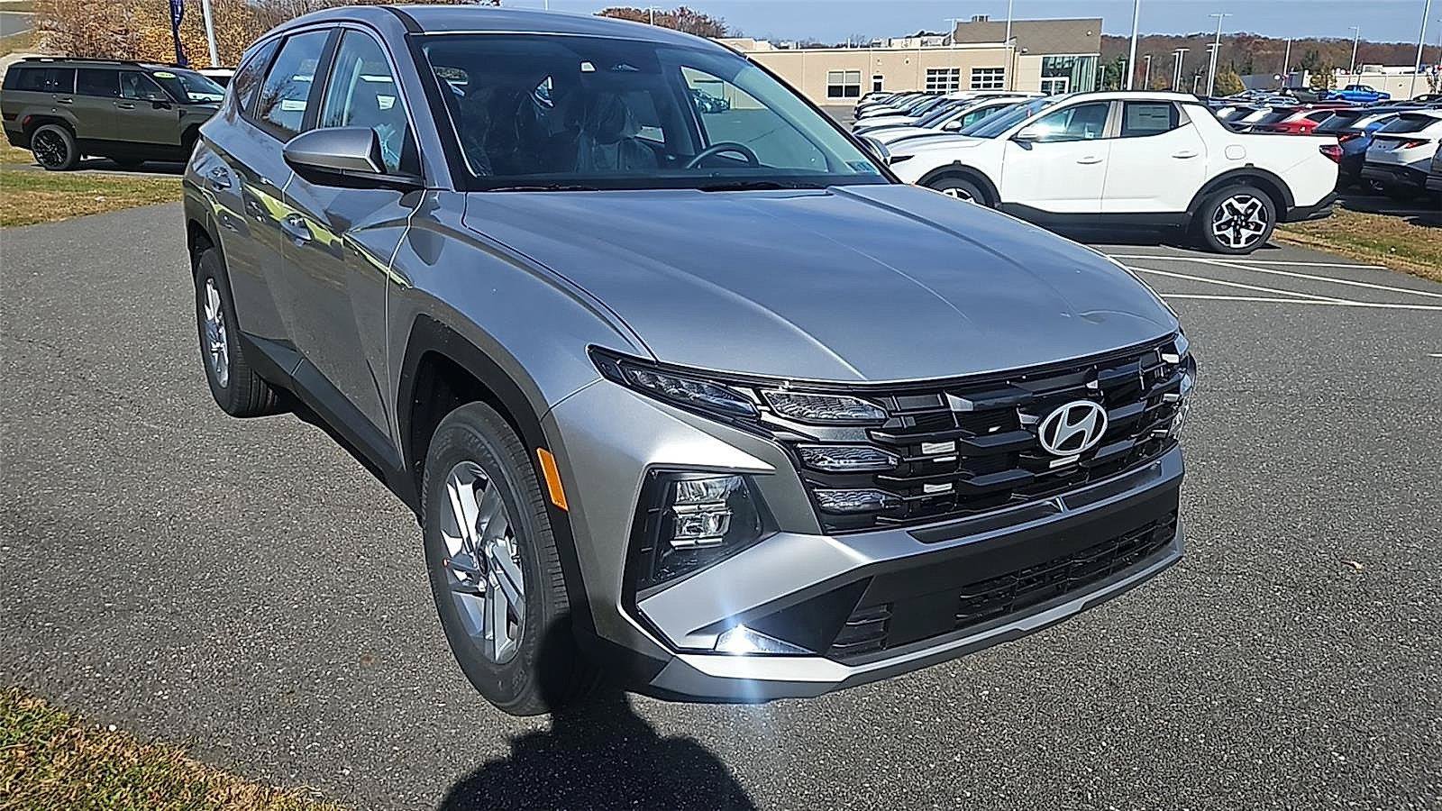 New 2026 Hyundai Tucson SE AWD/4WD image 1