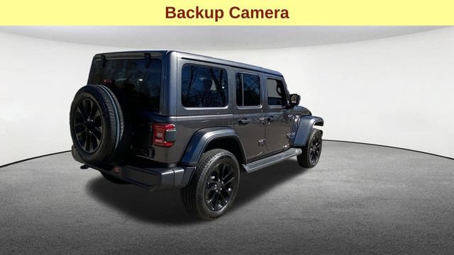 Used 2025 Jeep Wrangler Unlimited Sahara AWD/4WD image 9