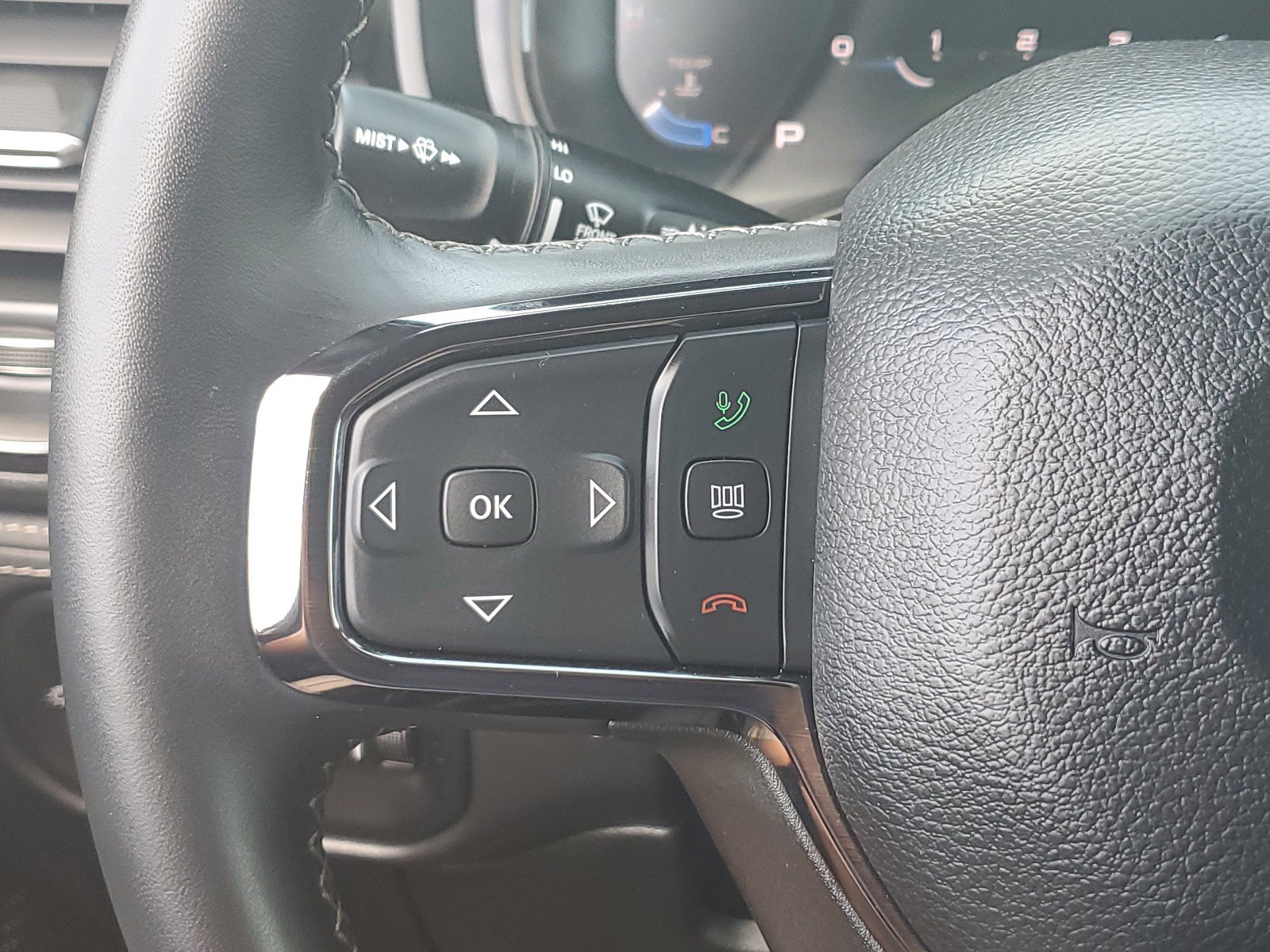 Used 2024 RAM 1500 Limited w/ Body Color Bumper Group image 22