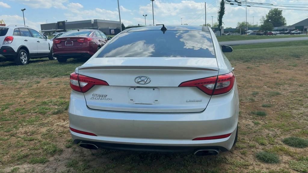 Used 2016 Hyundai Sonata Limited w/ Option Group 04 FWD image 6