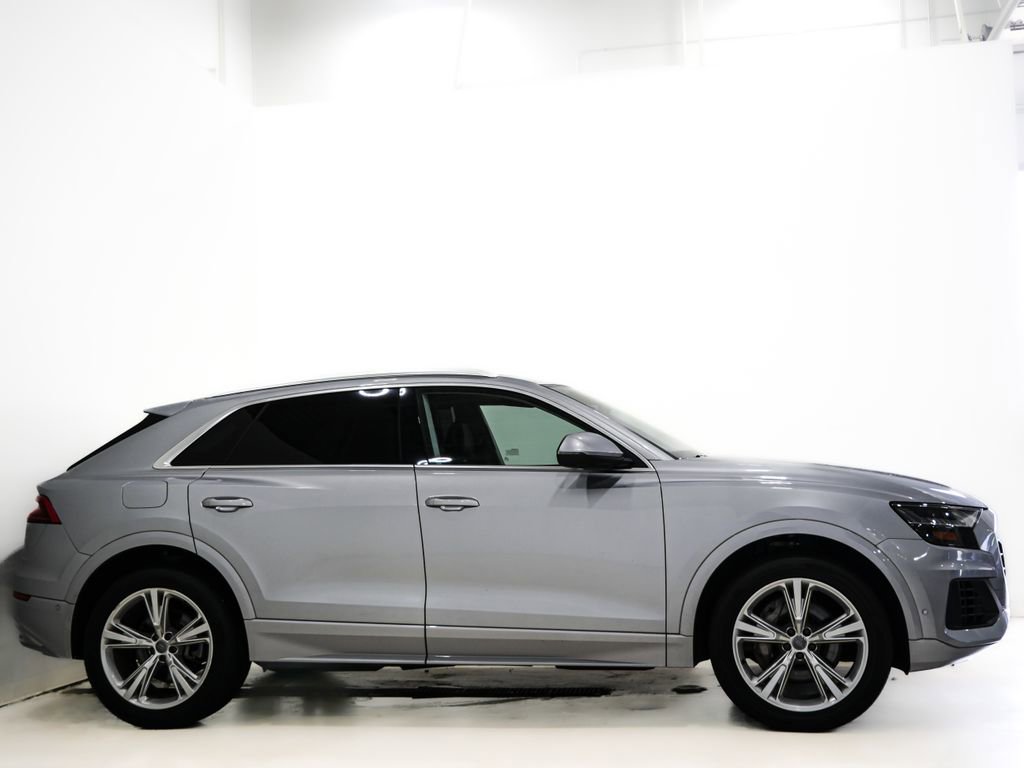 Used 2019 Audi Q8 Prestige AWD/4WD image 5