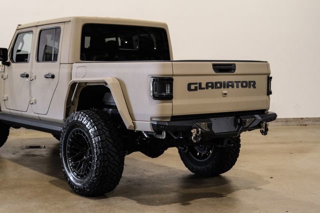 Used 2025 Jeep Gladiator Rubicon w/ Safety Group AWD/4WD image 58