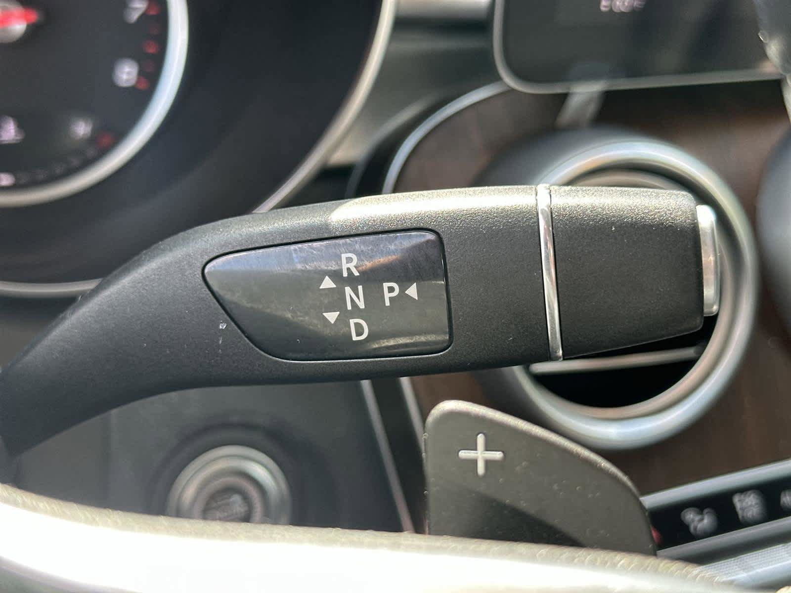 Used 2020 Mercedes-Benz GLC 300 image 18