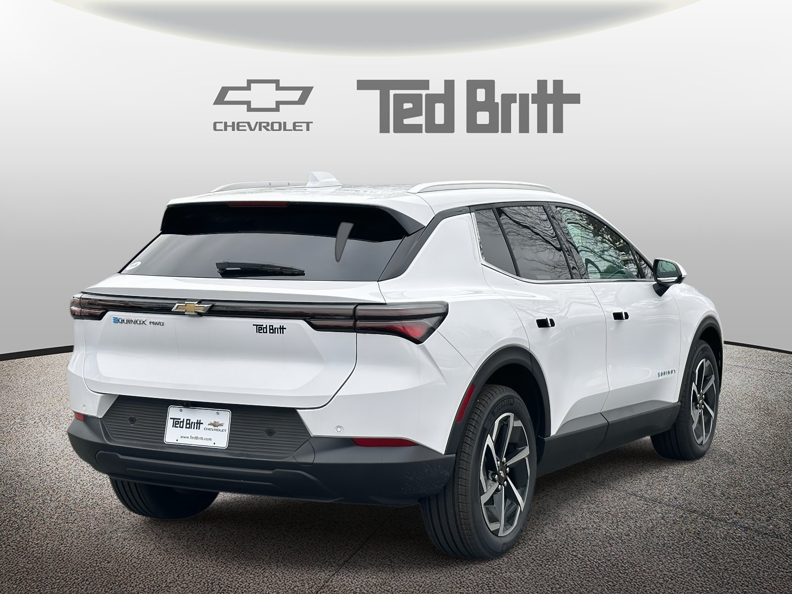 New 2026 Chevrolet Equinox EV LT AWD/4WD image 4