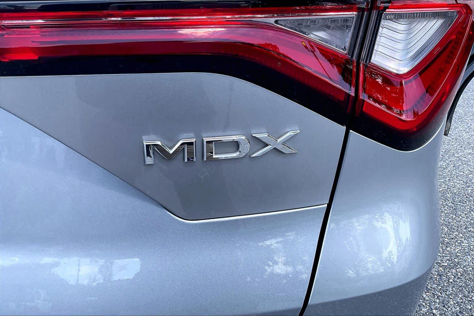 Used 2022 Acura MDX w/ Technology Package AWD/4WD image 31