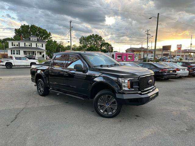 Used 2018 Ford F150 XLT w/ Equipment Group 302A Luxury AWD/4WD image 2